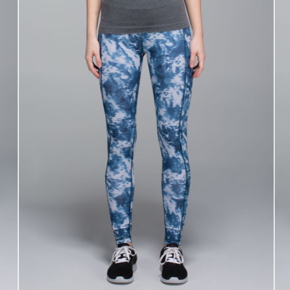 Lululemon Speed Tight III All Full-On Luxtreme Size 6